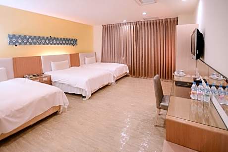 Comfort Triple Room