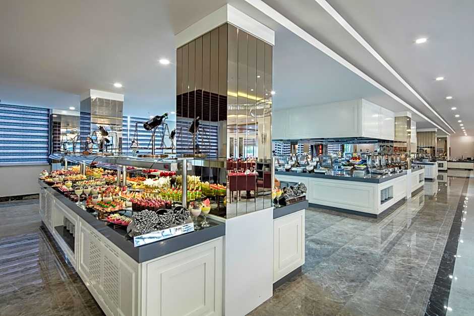 Aydinbey Queen's Palace & Spa - Ultra All Inclusive