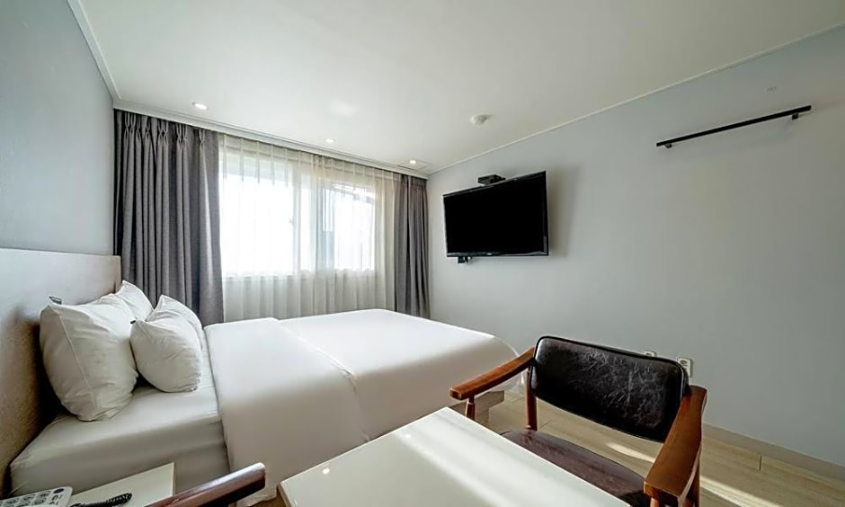 Anyang ILLOWA Hotel