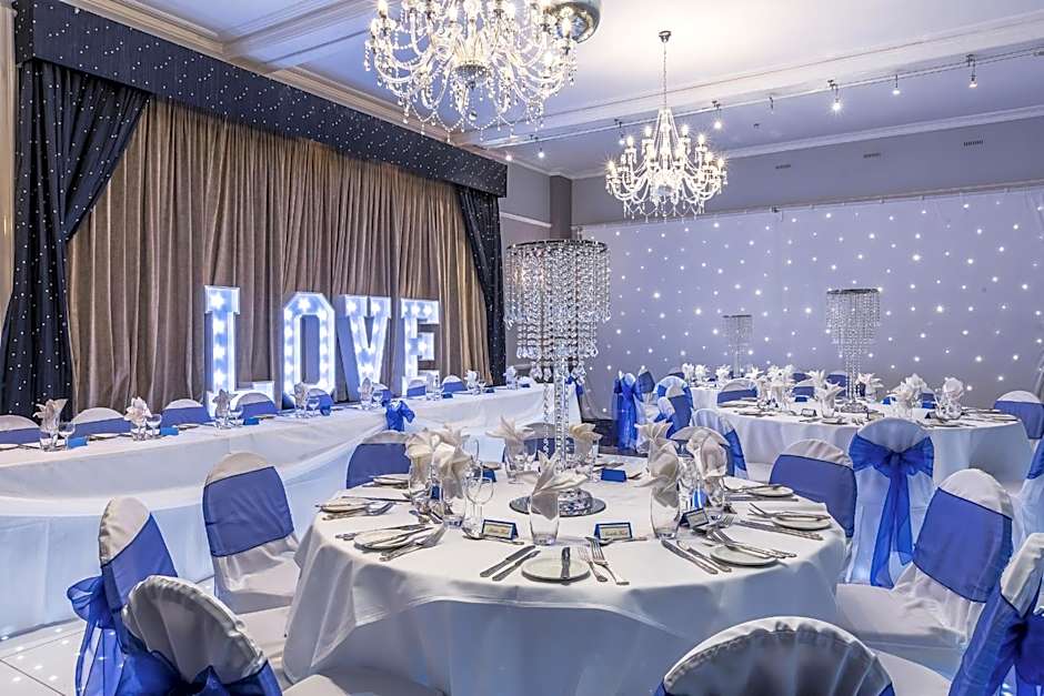 Muthu Westcliff Hotel (Near London Southend Airport)