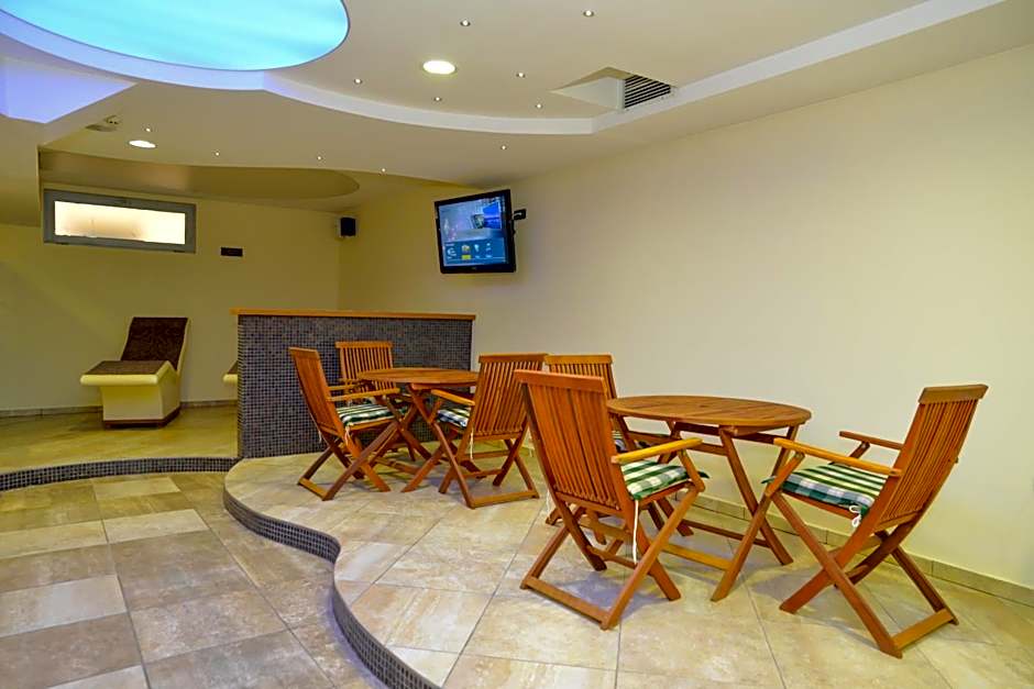 Hill Hotel Wellness & Spa