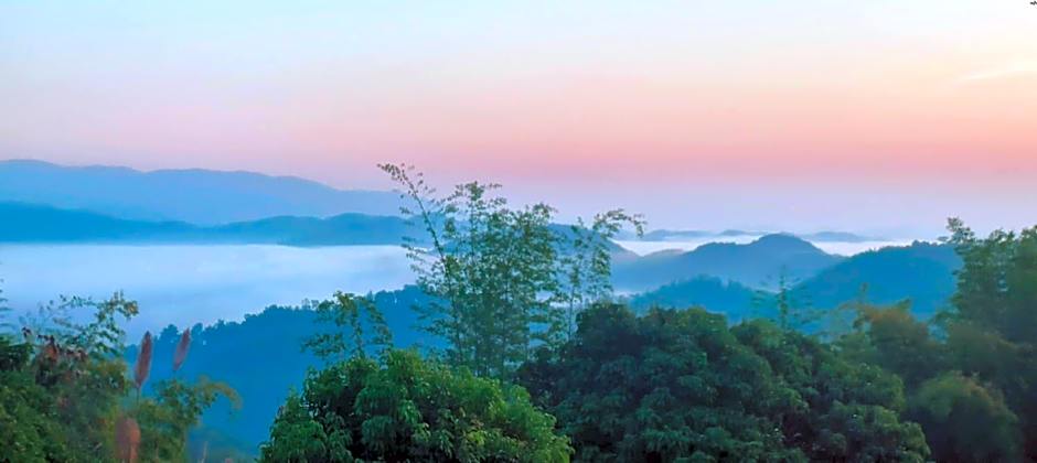 Akha Hill House Hotel