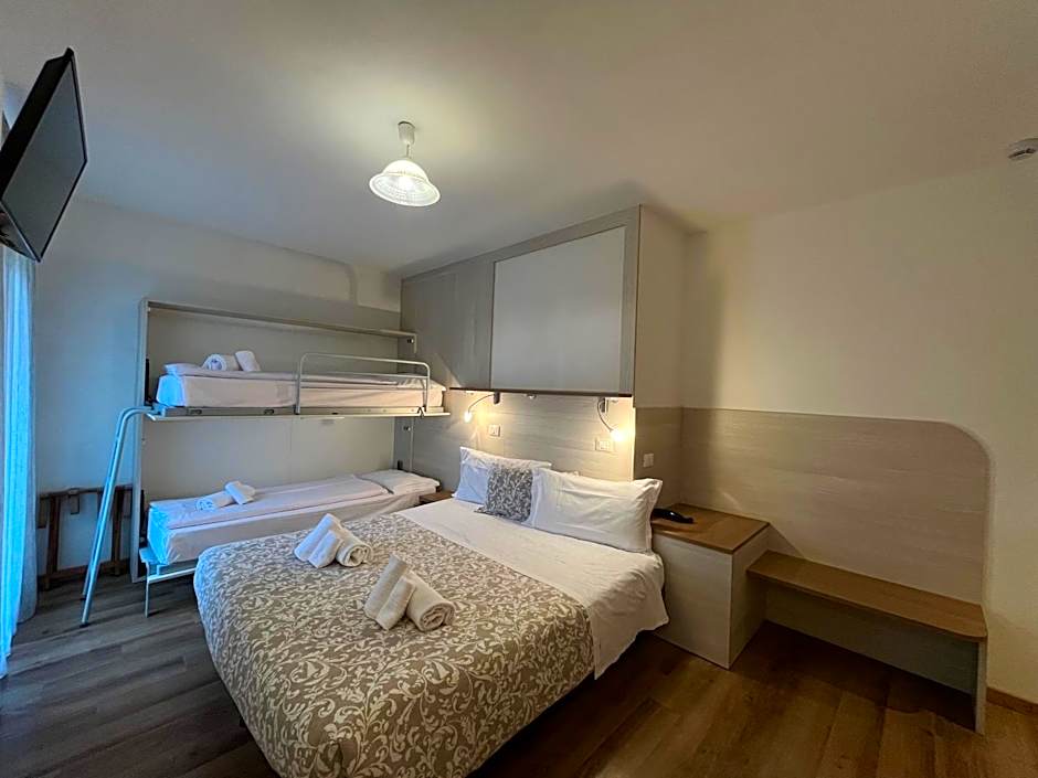 Hotel alle Rose Family inspired garden and SPA