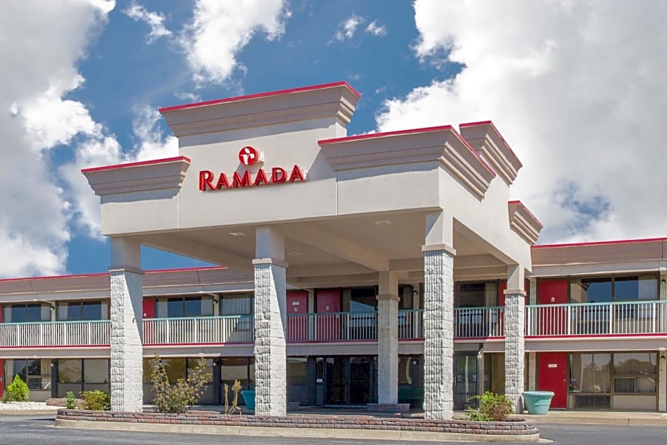 Ramada Hotel & Conference Center by Wyndham Edgewood