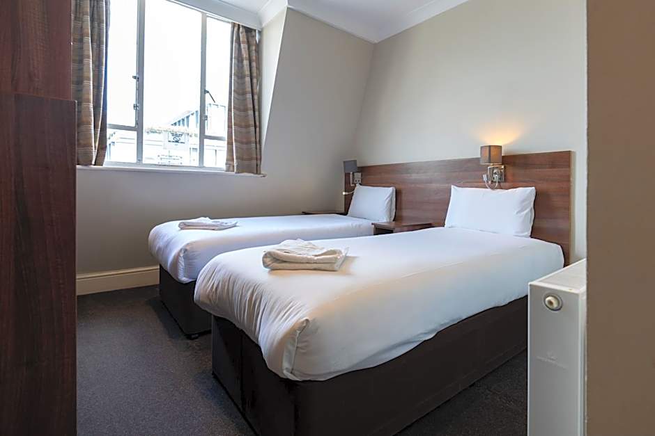 Ascot Hyde Park Hotel