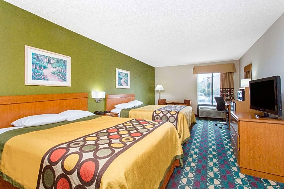 Super 8 by Wyndham Spartanburg/I-26 Exit 22