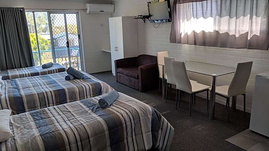 Harrington Village Motel