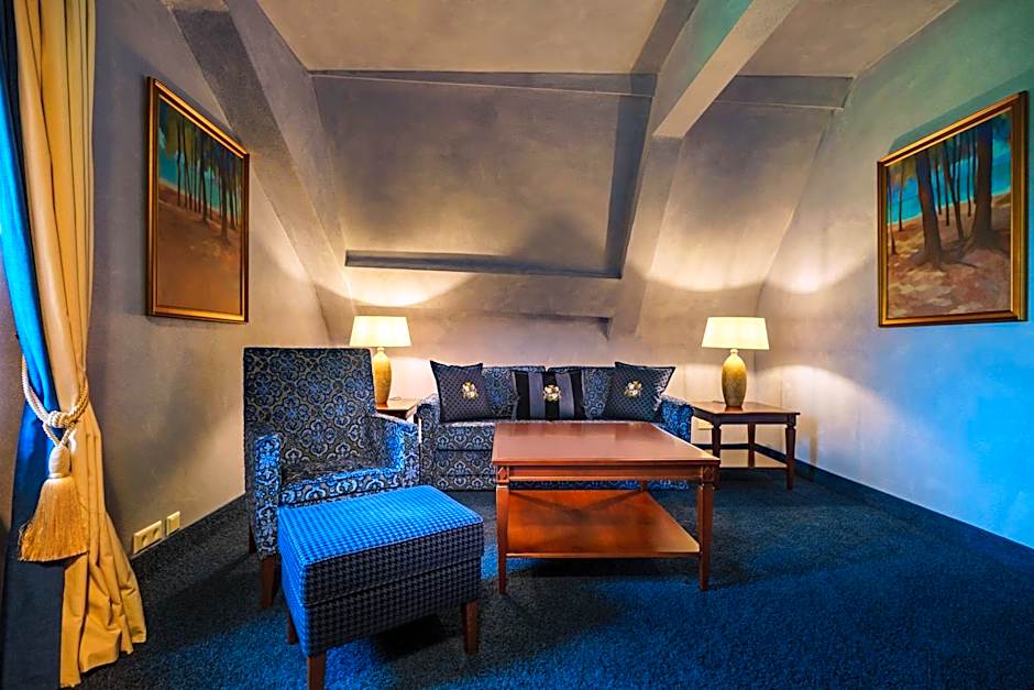 Schlosshotel Weyberhöfe