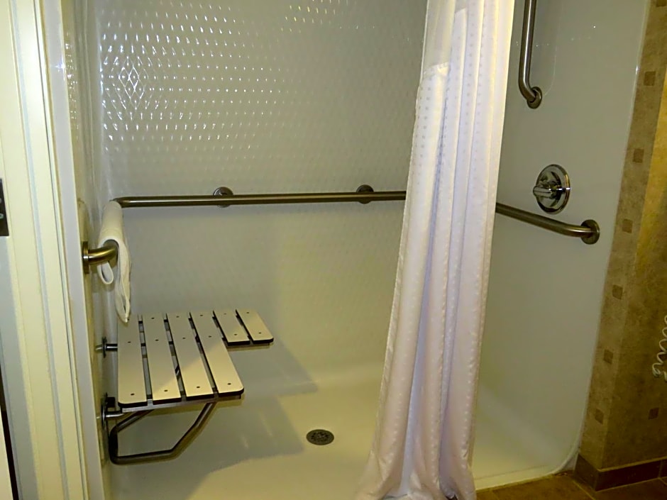 Holiday Inn Express Hotel & Suites Bartlesville By IHG