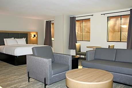Family Suite - Non Smoking