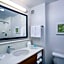 Hampton Inn By Hilton & Suites Oahu/Kapolei, HI