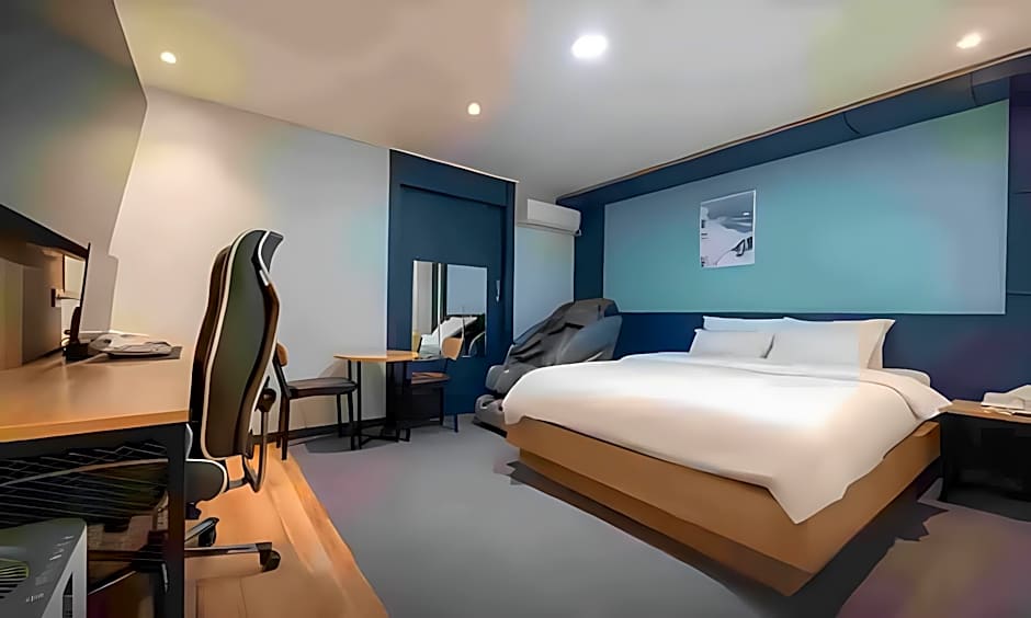 CURVE HOTEL IKSAN
