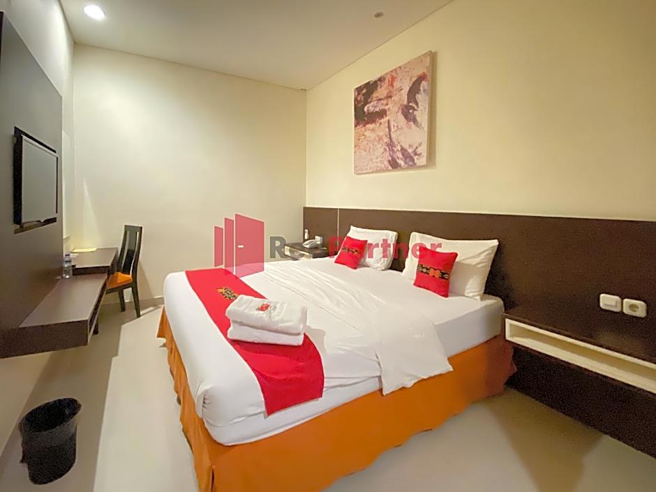 Hotel Alpha Makassar RedPartner – Makassar, CA