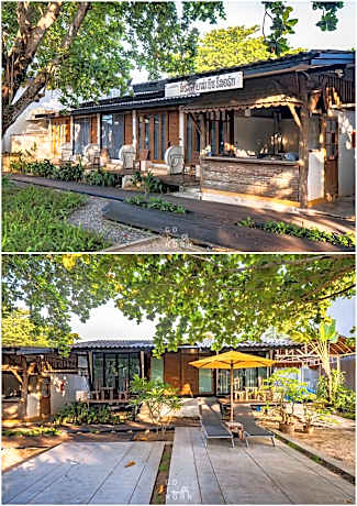 Bungalow with Garden View