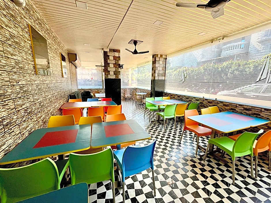 Hotel SSR Palace Mount Abu