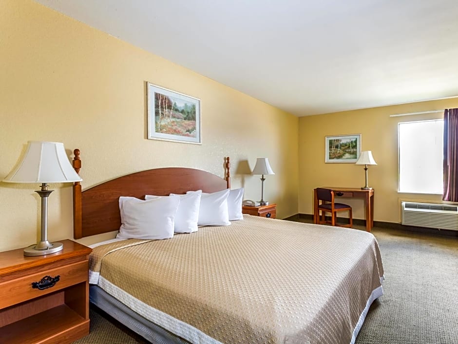 Days Inn by Wyndham Houma LA