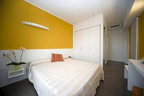 Superior Double Room with Balcony