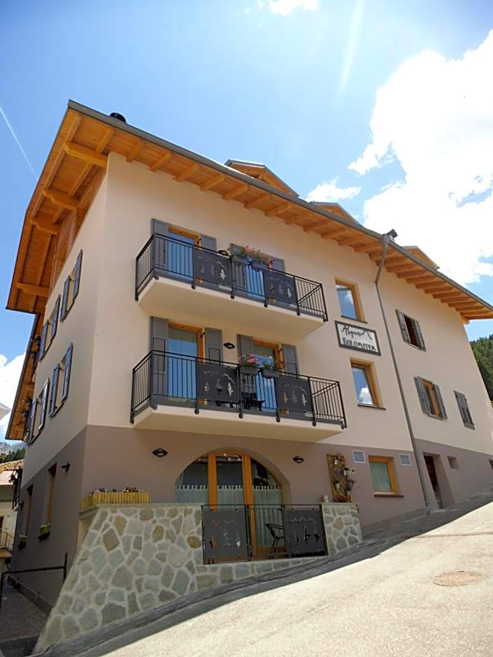 Aparthotel Dolomites Living&Relax