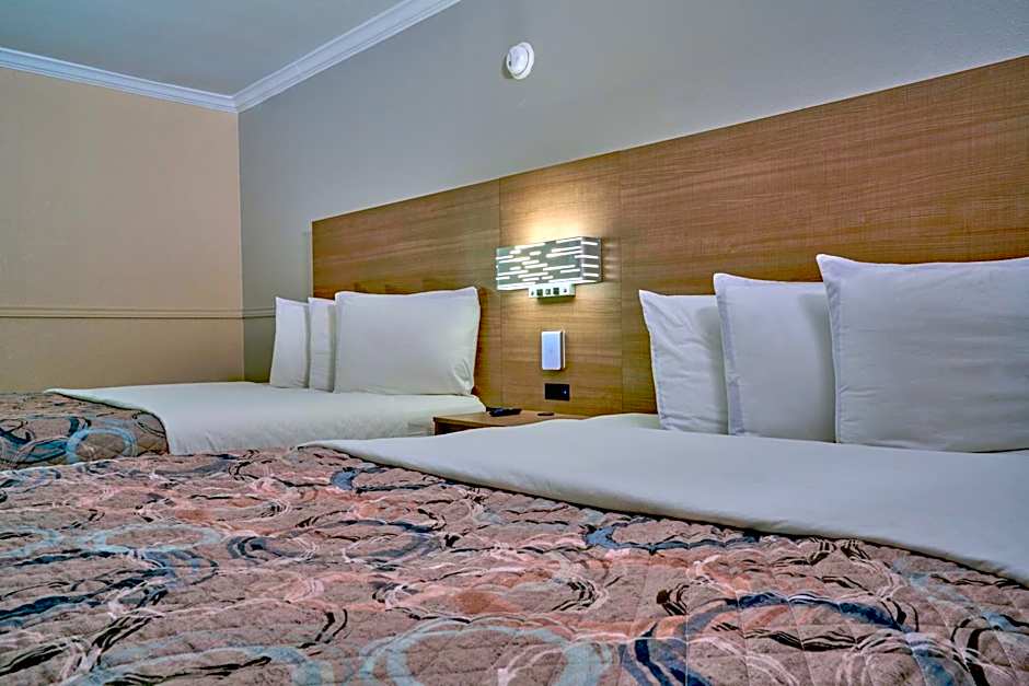 Family Garden Inn & Suites