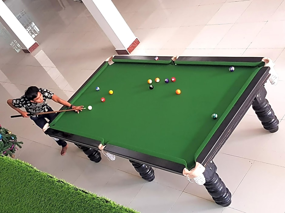 Lucky hostel and guesthouse