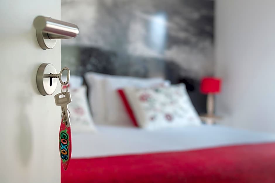 Beachouse - Surf, Bed & Breakfast