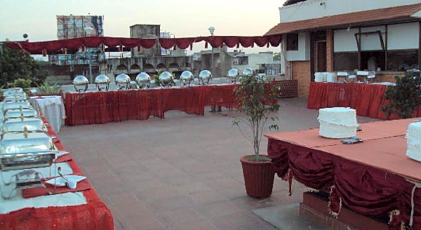 Hotel Meera