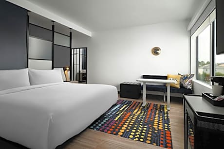 Large King Room with Mobility and Hearing Accessible Transfer Shower