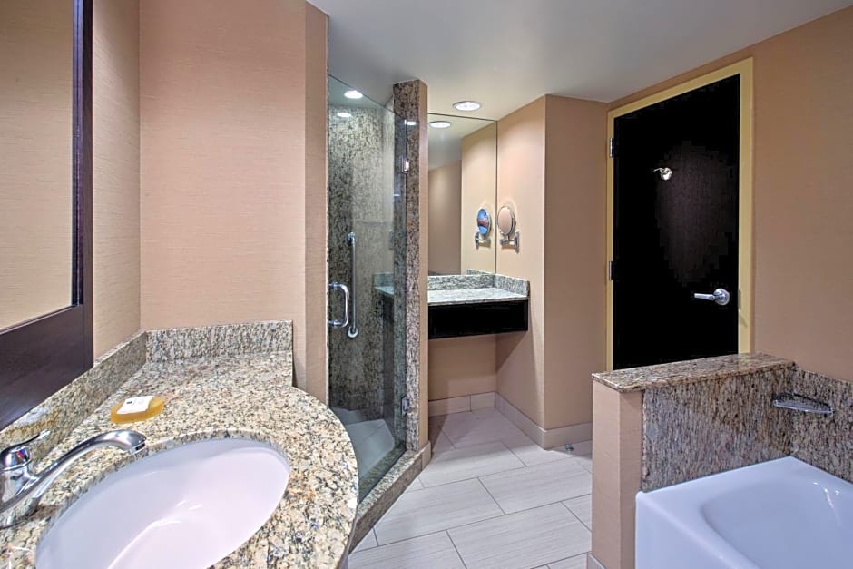 Crowne Plaza Hotel Glen Ellyn/Lombard By IHG