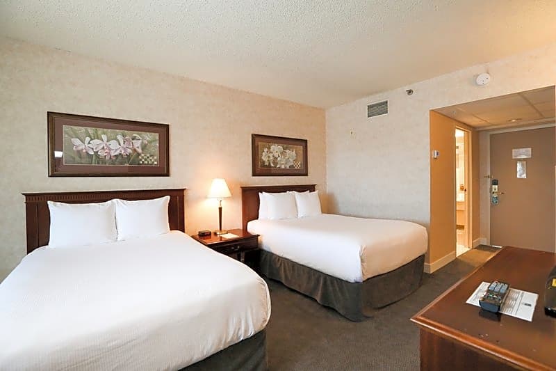 Atrium Hotel Vancouver