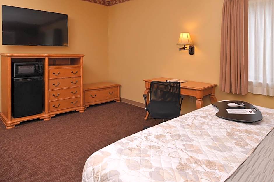 Country Hearth Inn & Suites Edwardsville St. Louis