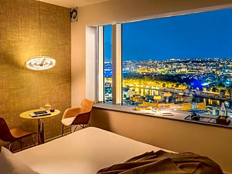 CHAMBRE EXECUTIVE Paris, 1 king Size Bed, Paris  from above