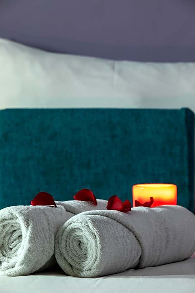 Golden Tulip Canaan Kampala