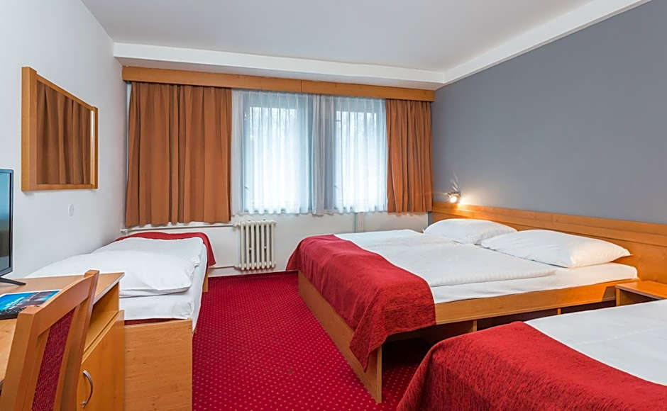 Hotel Globus