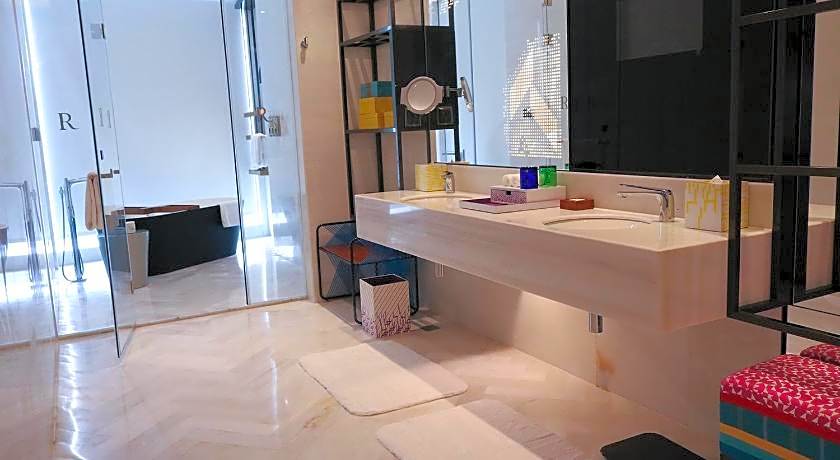 Renaissance Nanning Hotel