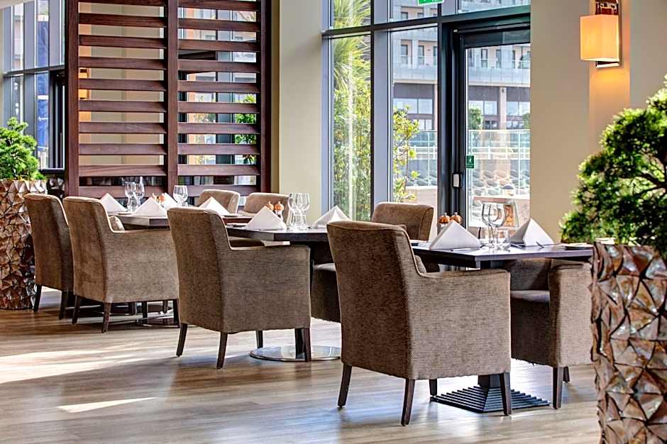 Radisson Blu Waterfront Hotel, Jersey