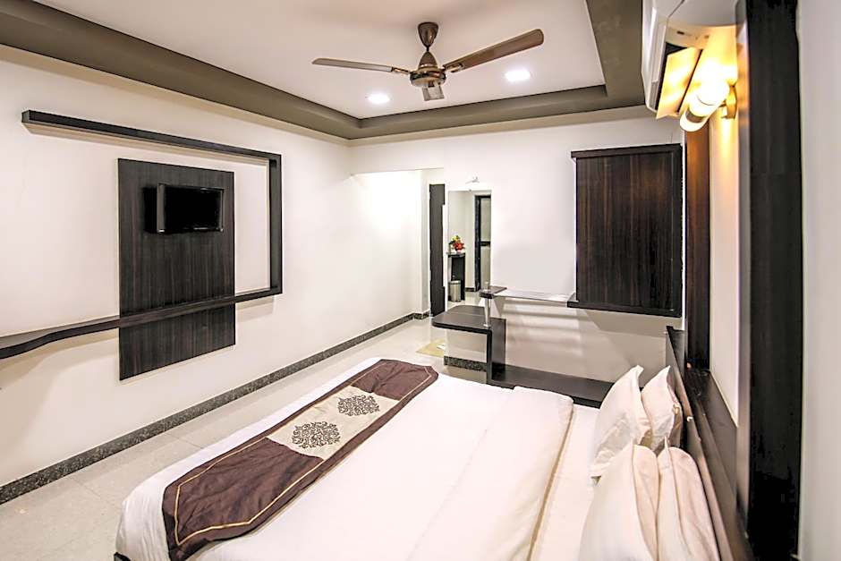 Photo 1 of 4 of Small Double Room