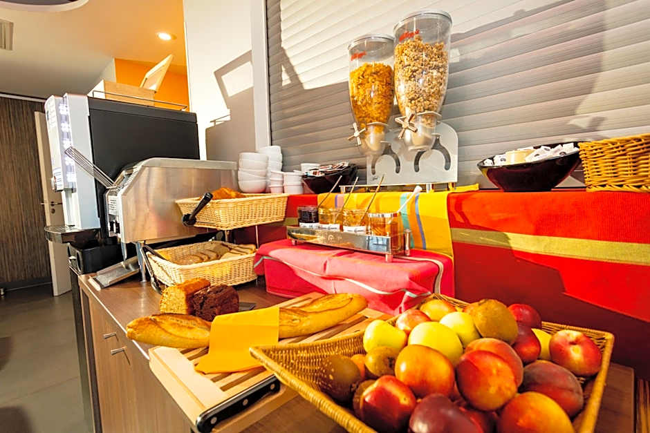 Appart-Hotel Mer & Golf City Perpignan Centre