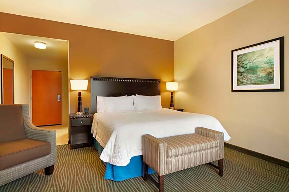 Hampton Inn By Hilton & Suites Parkersburg Downtown