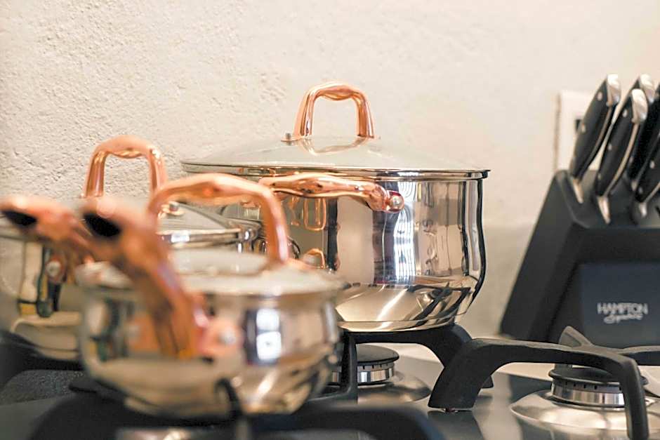 Canela Fina - Adults Only