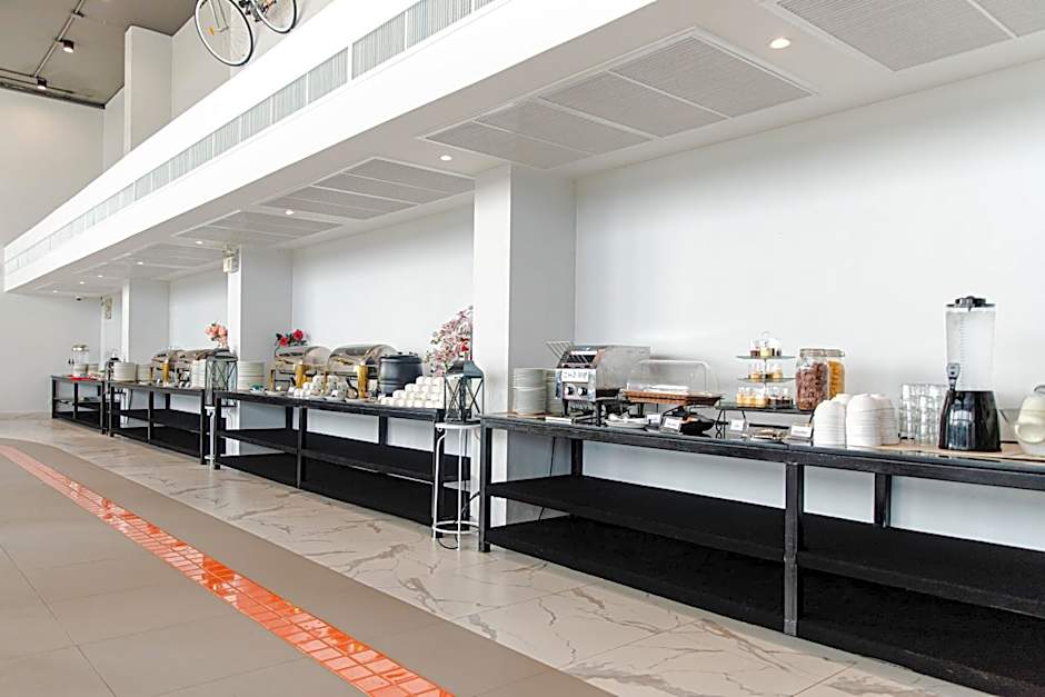 Tour De Phuket Hotel - SHA Plus