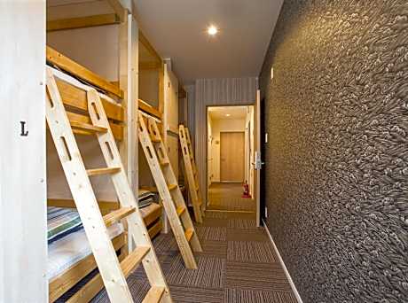 Bunk Bed in 8-Bed Mixed Dormitory Room