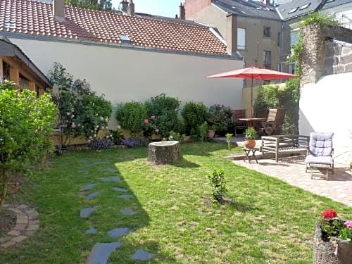 Hotel Saint Yves
