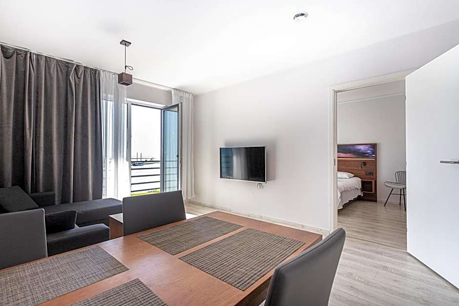 Ö Seaside Suites & SPA