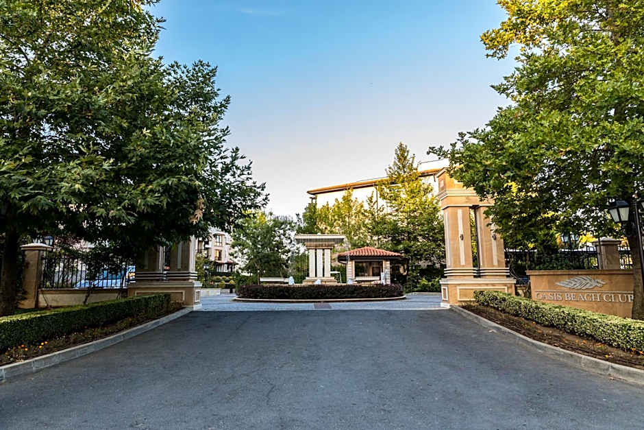 Oasis Beach Club