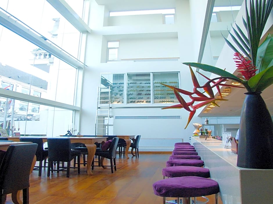 Le Fenix Sukhumvit (SHA Extra Plus)