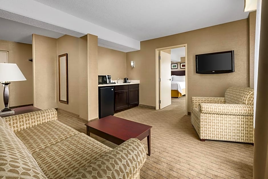 Holiday Inn Express Boston Brockton By IHG