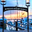 Newport Beach Hotel And Suites