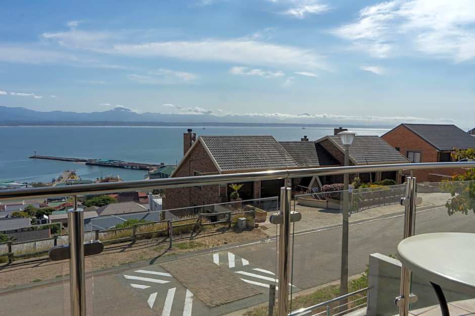 Bar-t-nique Guest House
