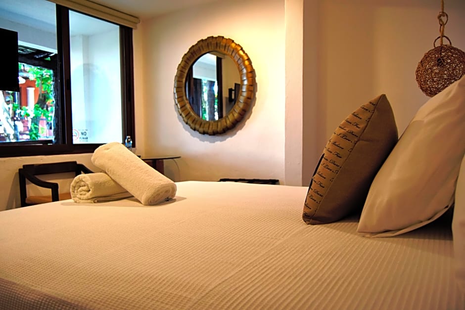 Siesta Fiesta Hotel - 5th Avenue- Adults Only