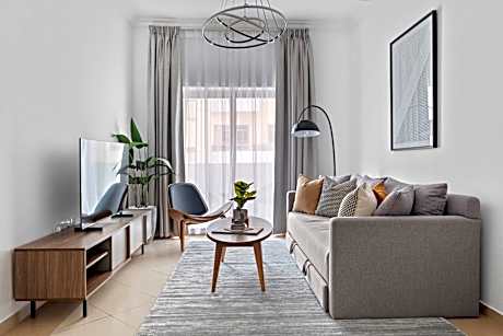 Silkhaus Luxury 1 BDR with Metro Nearby